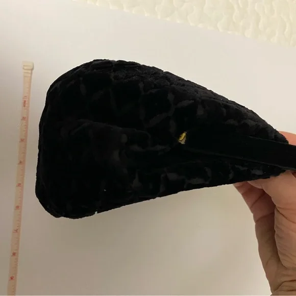 Antique Vintage Purse in black velvet - Picture 9 of 10
